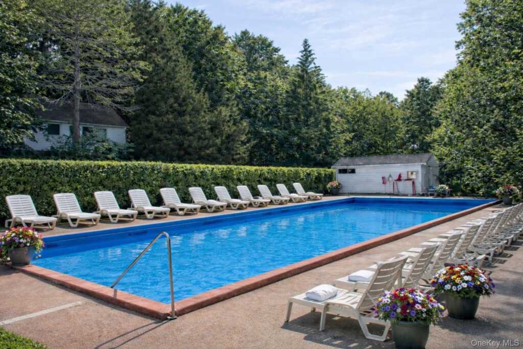 9 Solway Road, Saugerties, NY 12477 - Photo 8 of 47