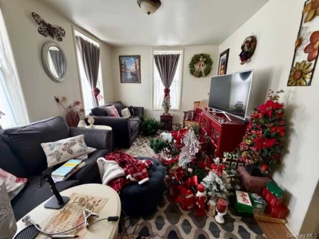 218 Partition Street, Saugerties, NY 12477 - Photo 19 of 29