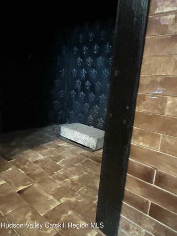 147 Main Street, Kingston, NY 12401 - Photo 8 of 32