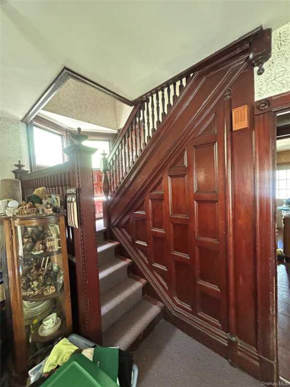 147 Main Street, Kingston, NY 12401 - Photo 5 of 36