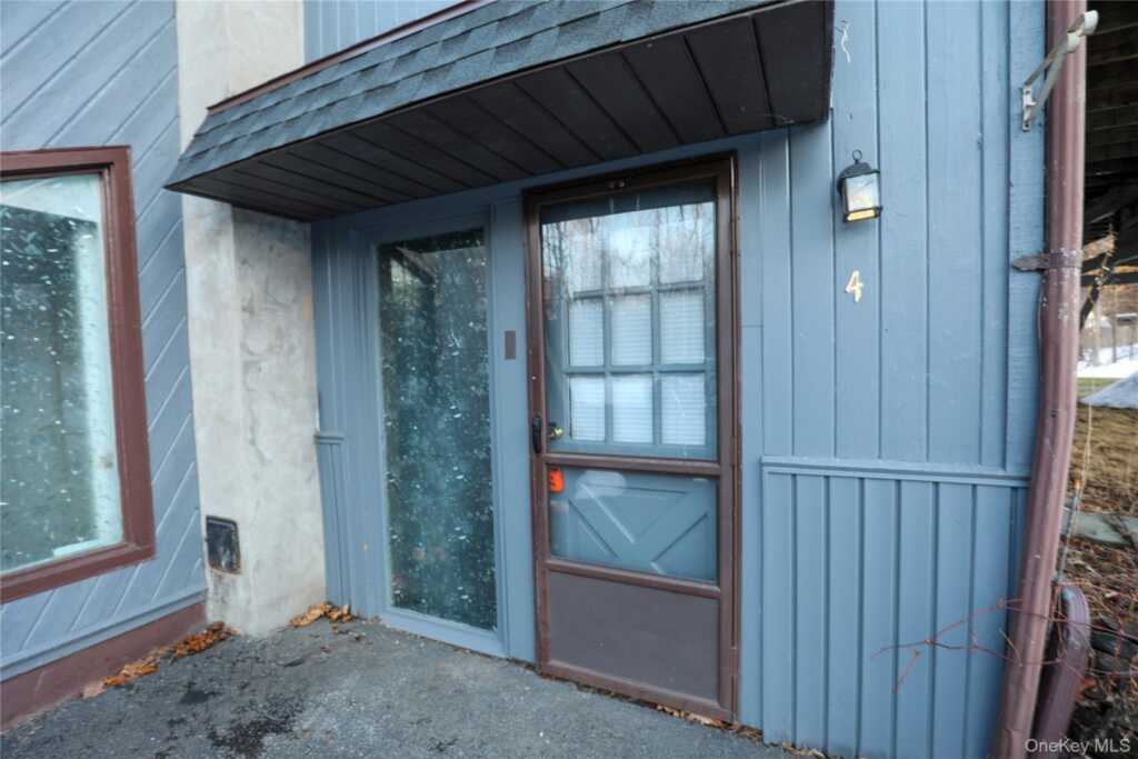 1116 State Route 28, Unit ##4, Hurley, NY 12401