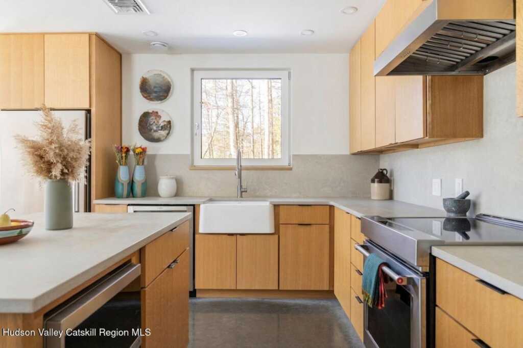 529 Mt Guardian Road Extension, Woodstock, NY 12409 - Photo 13 of 40