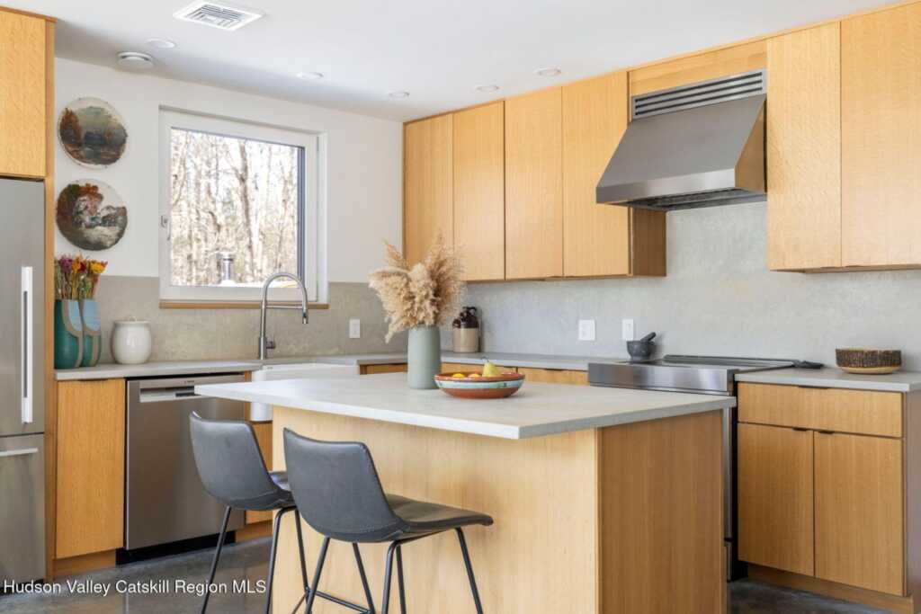 529 Mt Guardian Road Extension, Woodstock, NY 12409 - Photo 18 of 40