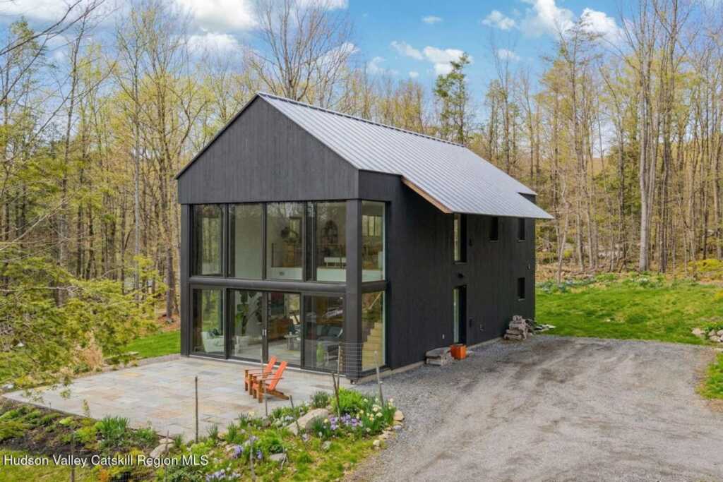 529 Mt Guardian Road Extension, Woodstock, NY 12409 - Photo 2 of 40