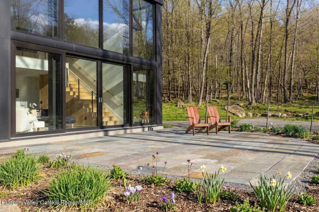 529 Mt Guardian Road Extension, Woodstock, NY 12409 - Photo 3 of 40