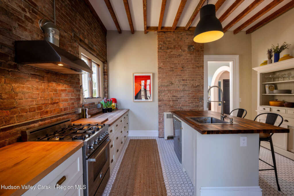 45 Chestnut Street, Kingston, NY 12401 - Photo 21 of 36