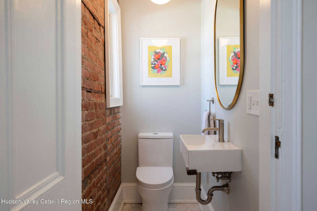 45 Chestnut Street, Kingston, NY 12401 - Photo 22 of 36