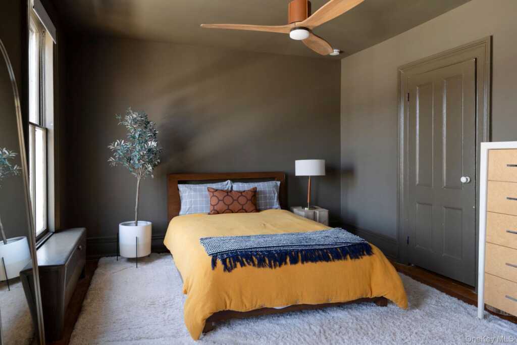 45 W Chestnut Street, Kingston, NY 12401 - Photo 25 of 36