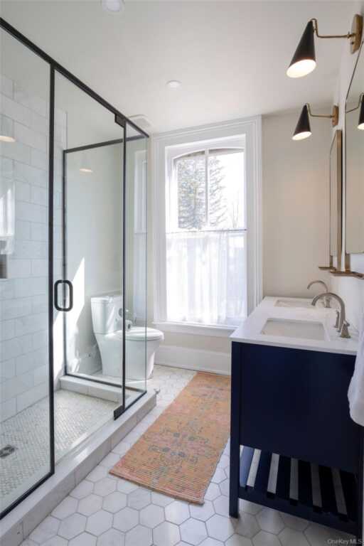 45 W Chestnut Street, Kingston, NY 12401 - Photo 31 of 36