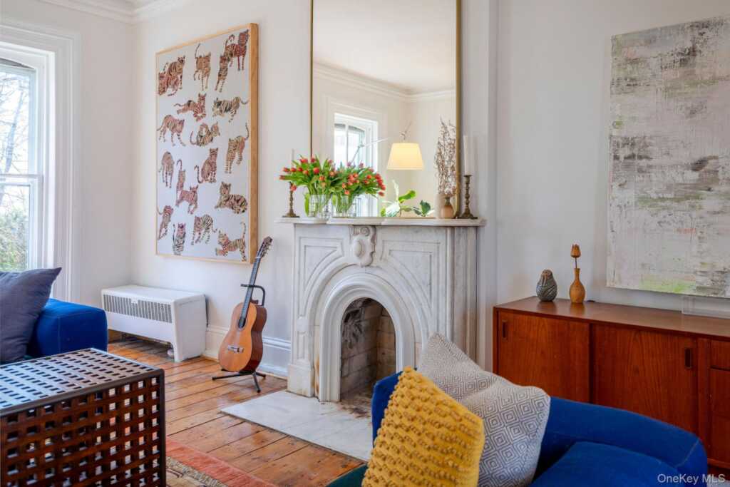 45 W Chestnut Street, Kingston, NY 12401 - Photo 9 of 36