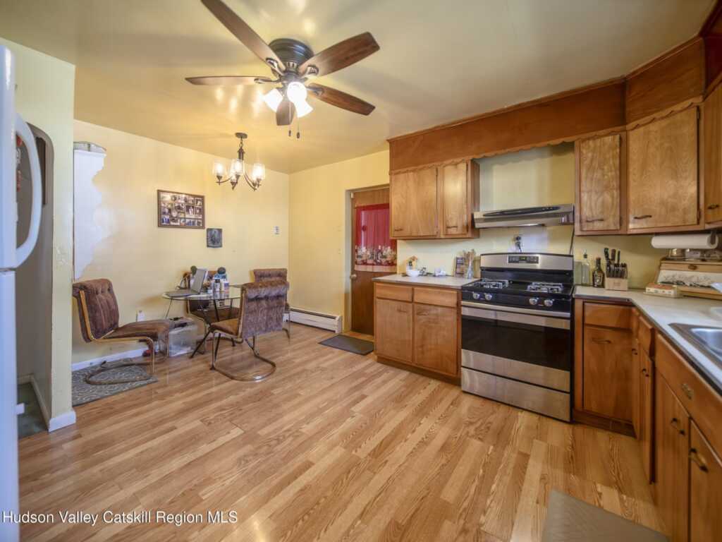 377 Chester Street, Kingston, NY 12401 - Photo 12 of 24