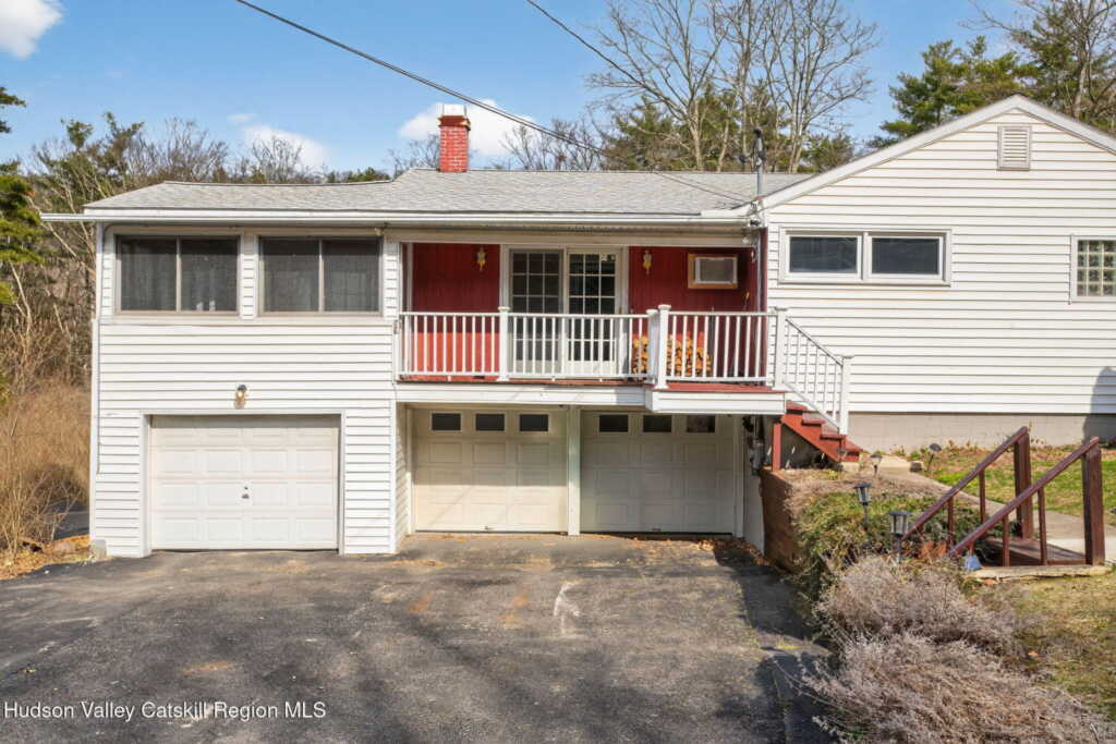 47 Meyers Road, Kingston, NY 12401 - Photo 4 of 50