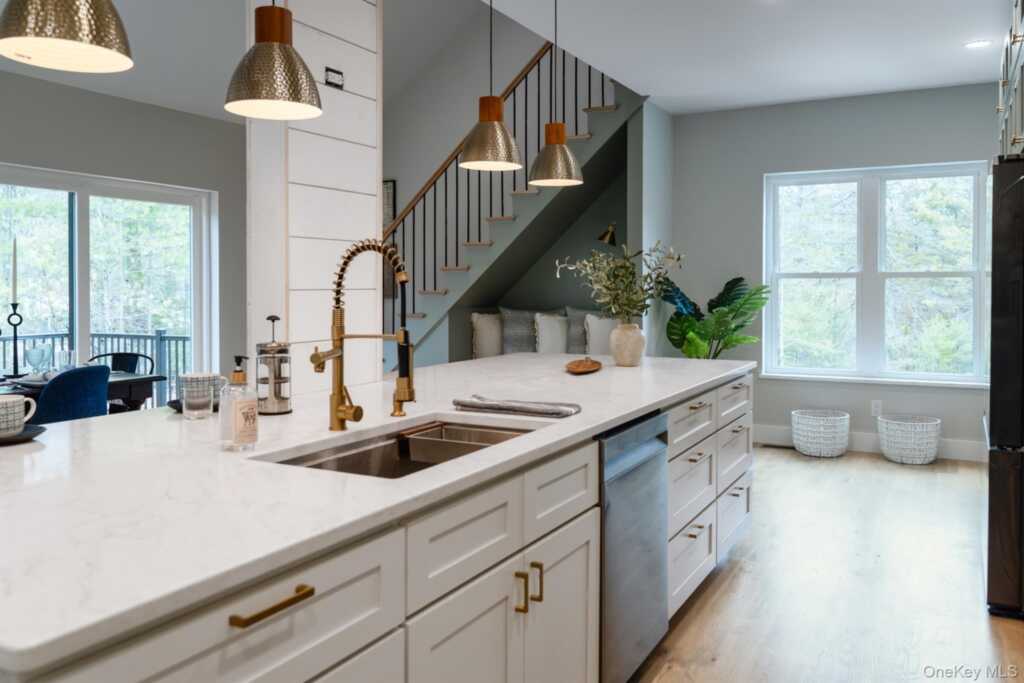 32 Pro Court, Hurley, NY 12443 - Photo 11 of 50