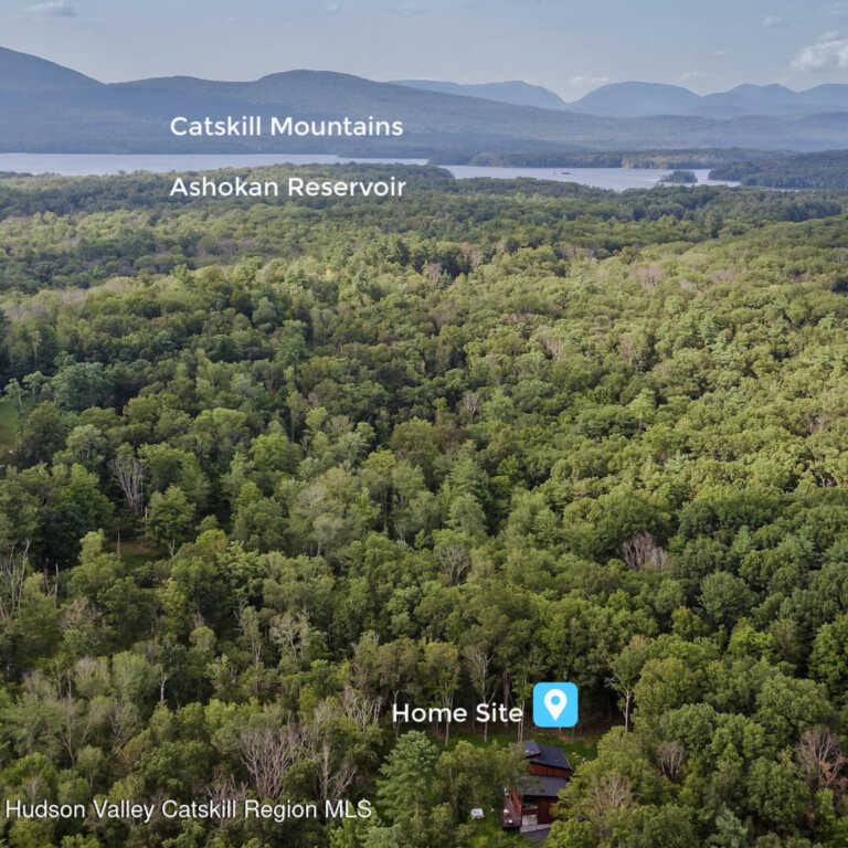 30 Narrow Road, Kingston, NY 12401 - Photo 2 of 34