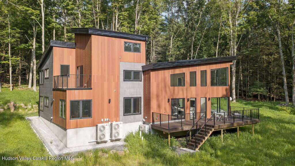 30 Narrow Road, Kingston, NY 12401 - Photo 4 of 34