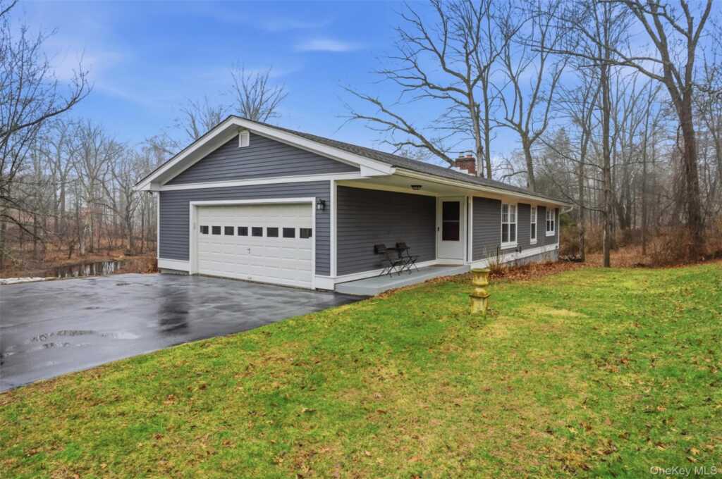 5 Kipsbergen Drive, Rhinebeck, NY 12572 - Photo 4 of 33