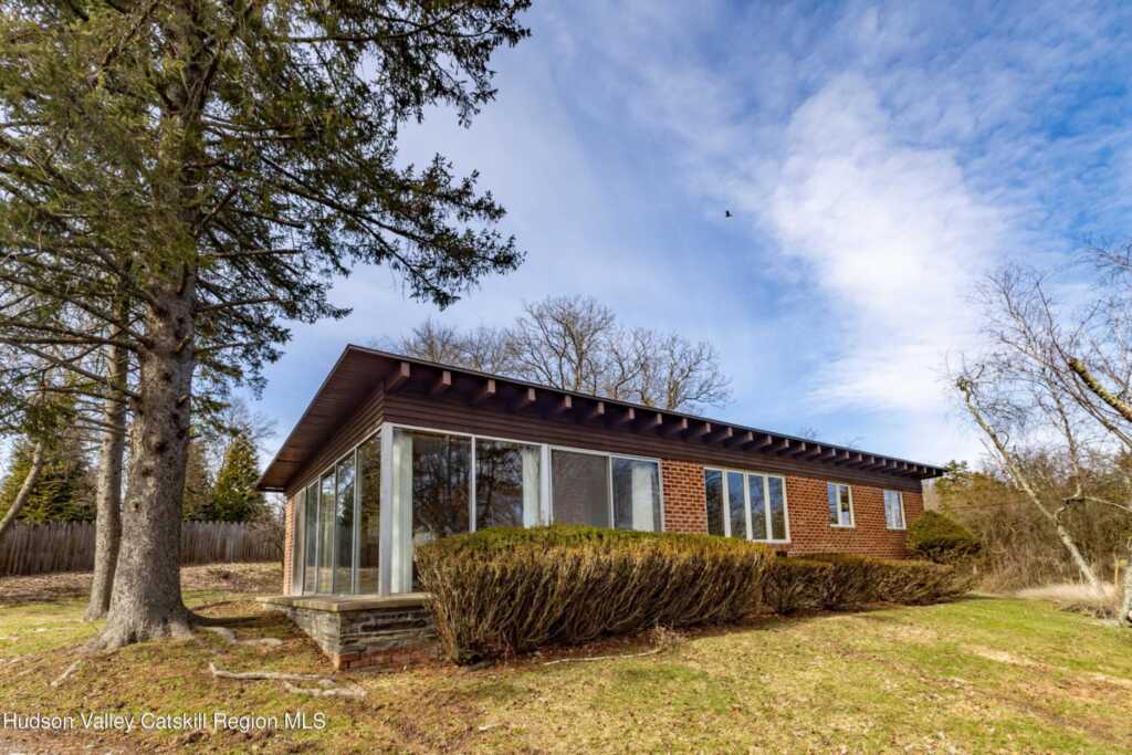 129 Camp Church Road, Saugerties, NY 12477 - Photo 3 of 34