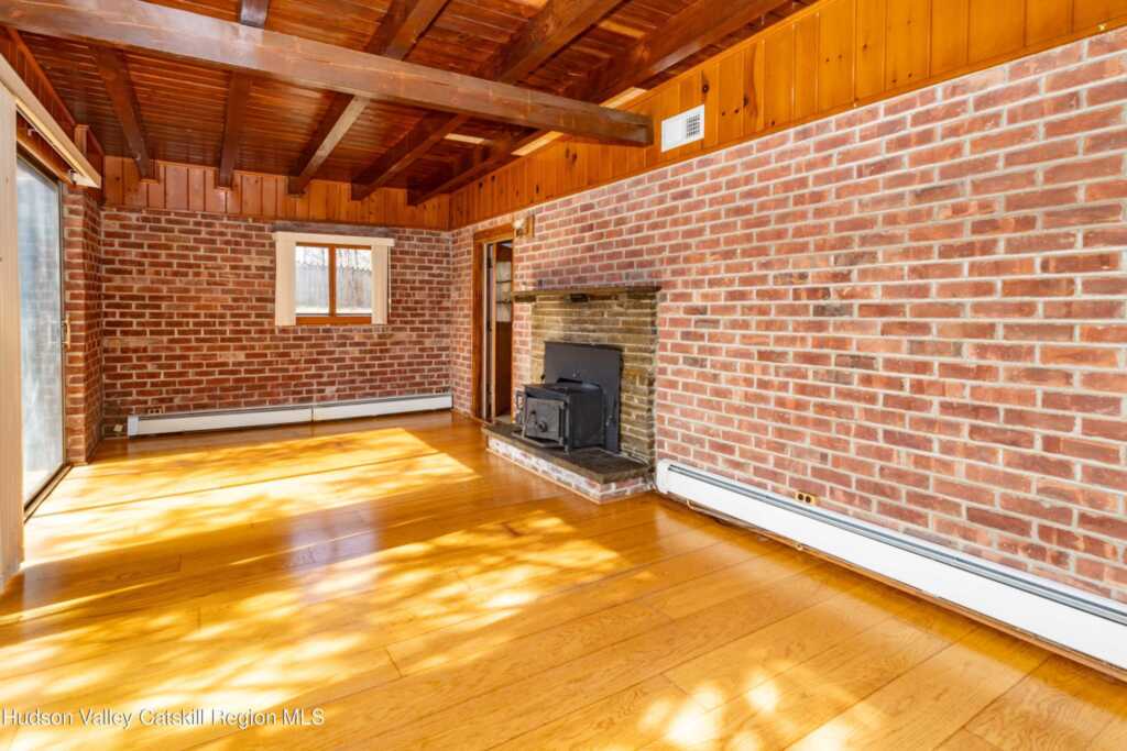 129 Camp Church Road, Saugerties, NY 12477 - Photo 5 of 34