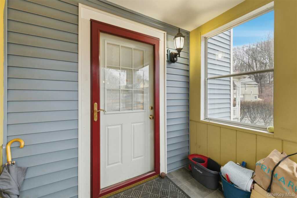 127 E Chester Street, Kingston, NY 12401 - Photo 16 of 27