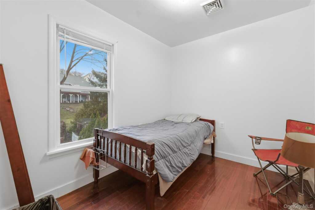 127 E Chester Street, Kingston, NY 12401 - Photo 19 of 27