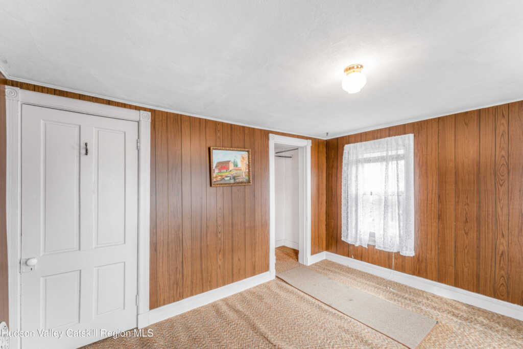 247 Chestnut Street, Kingston, NY 12401 - Photo 18 of 37