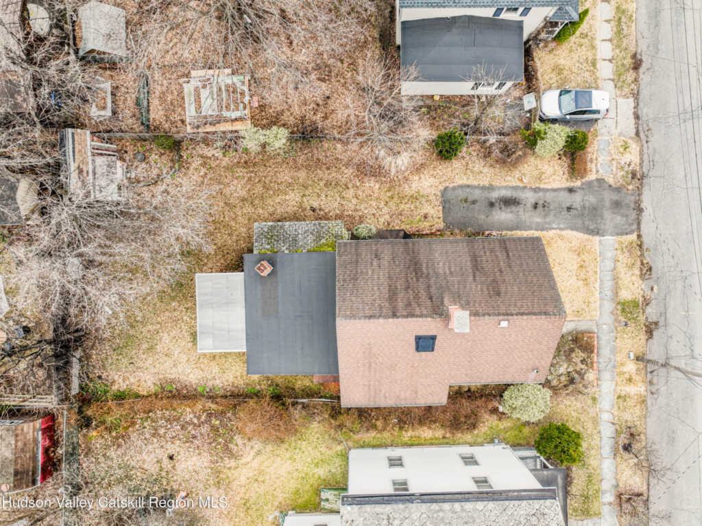 247 Chestnut Street, Kingston, NY 12401 - Photo 26 of 37