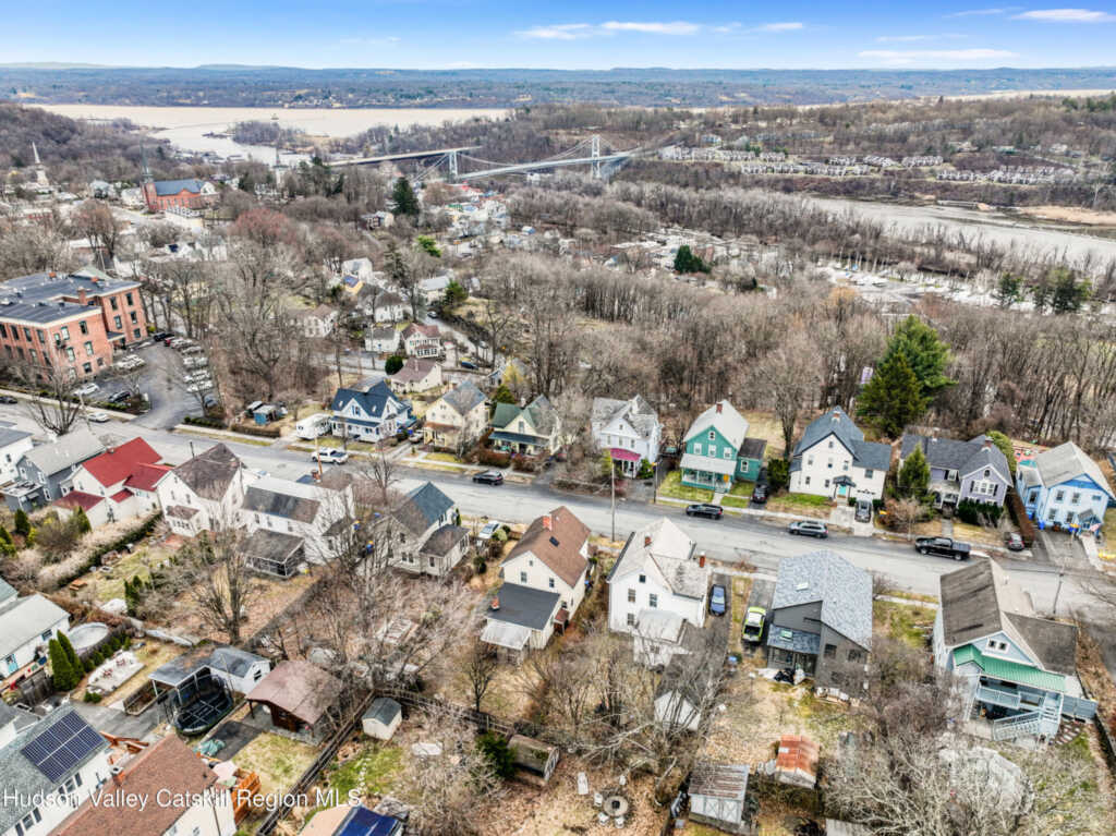 247 Chestnut Street, Kingston, NY 12401 - Photo 28 of 37