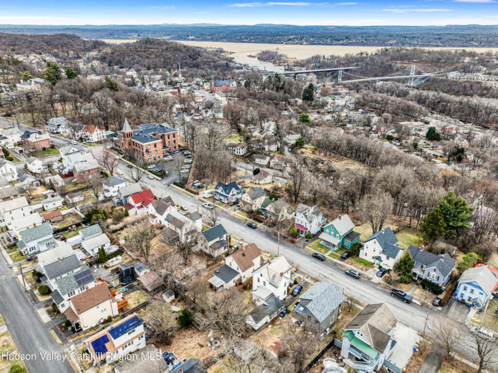 247 Chestnut Street, Kingston, NY 12401 - Photo 30 of 37