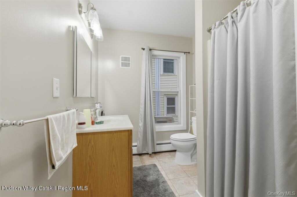 127 Chester Street, Kingston, NY 12401 - Photo 9 of 27