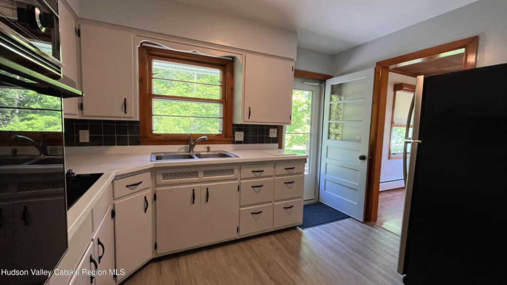 12 Duzine Road, New Paltz, NY 12561 - Photo 2 of 15