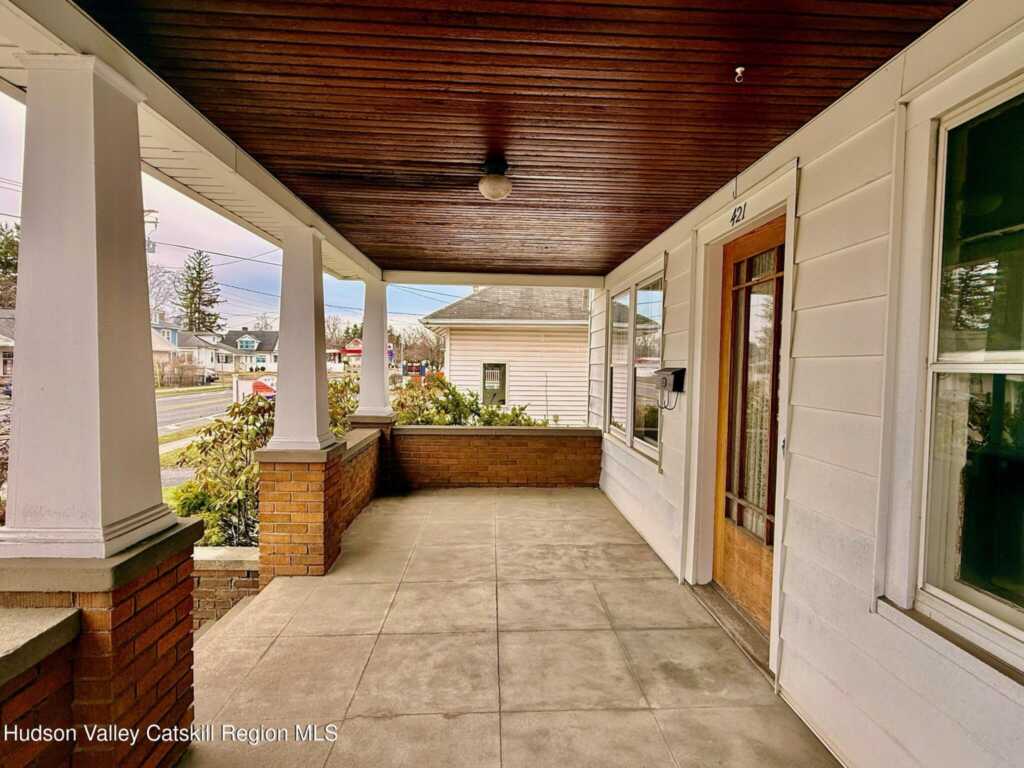 421 Albany Avenue, Kingston, NY 12401 - Photo 3 of 13