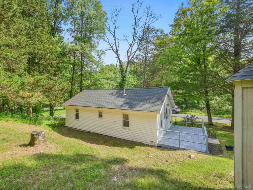 126 Hommelville Road, Saugerties, NY 12477 - Photo 24 of 32