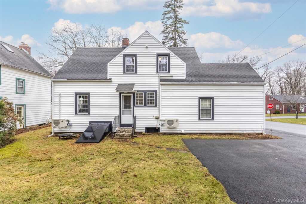 22 Millrock Road, New Paltz, NY 12561 - Photo 13 of 16