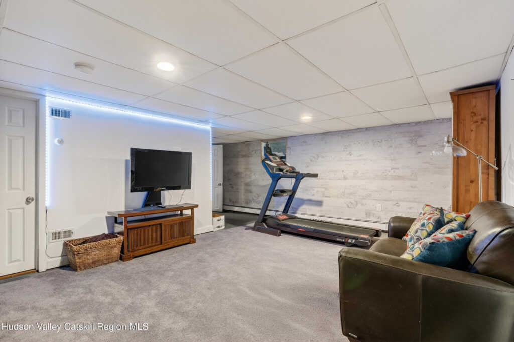 15 Closs Drive, Rhinebeck, NY 12572 - Photo 17 of 28