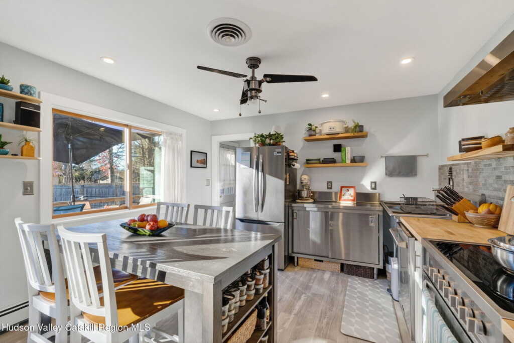 15 Closs Drive, Rhinebeck, NY 12572 - Photo 7 of 28