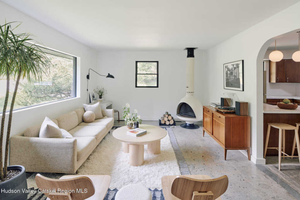 35 Race Track Road, Woodstock, NY 12409 - Photo 7 of 15