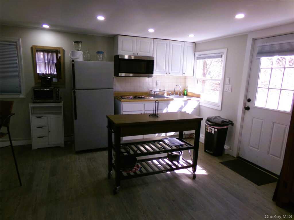 406 Sepasco Center Street, Unit #1, Rhinebeck, NY 12572 - Photo 11 of 15