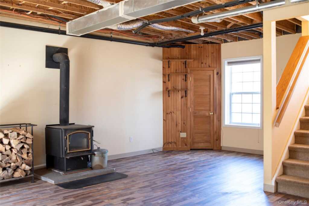 212 Rhinecliff Road, Rhinebeck, NY 12572 - Photo 14 of 18