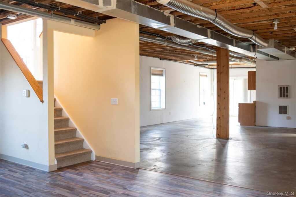 212 Rhinecliff Road, Rhinebeck, NY 12572 - Photo 15 of 18