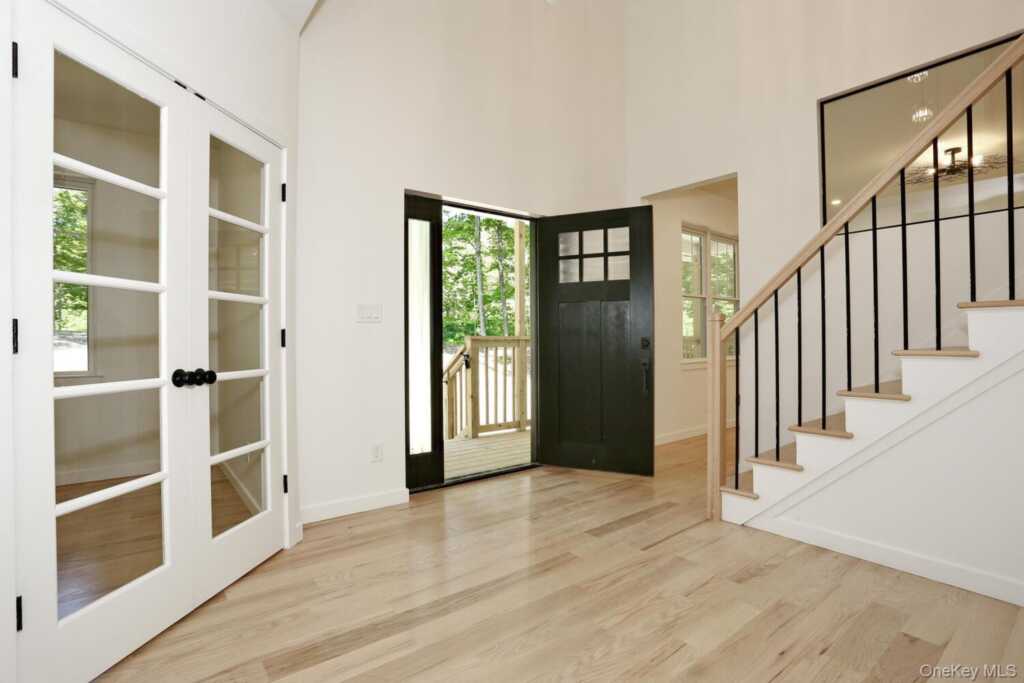 344 N Ohioville Road, New Paltz, NY 12561 - Photo 3 of 49