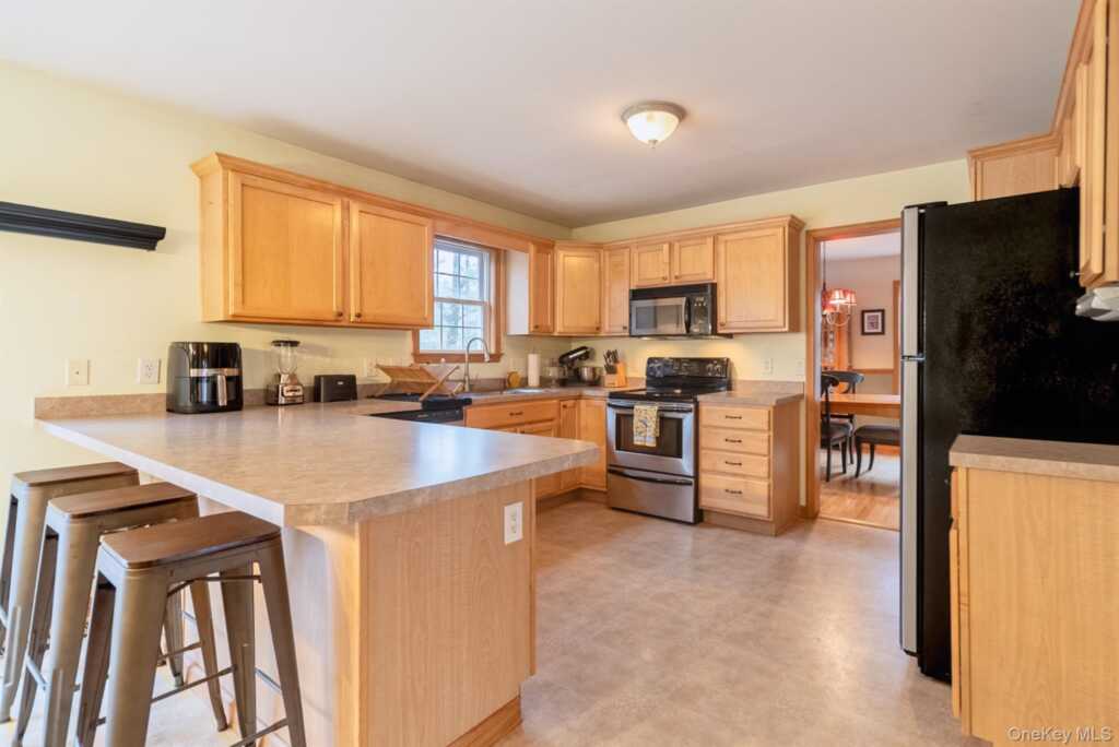 226 Blue Mountain Road, Saugerties, NY 12477 - Photo 12 of 45