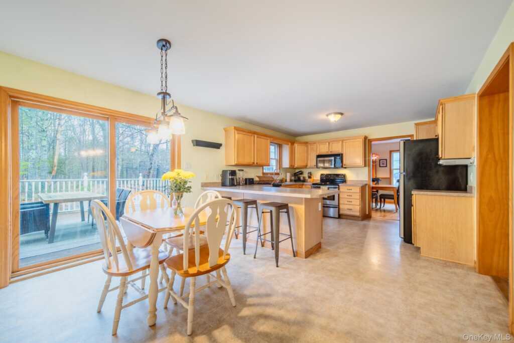 226 Blue Mountain Road, Saugerties, NY 12477 - Photo 13 of 45