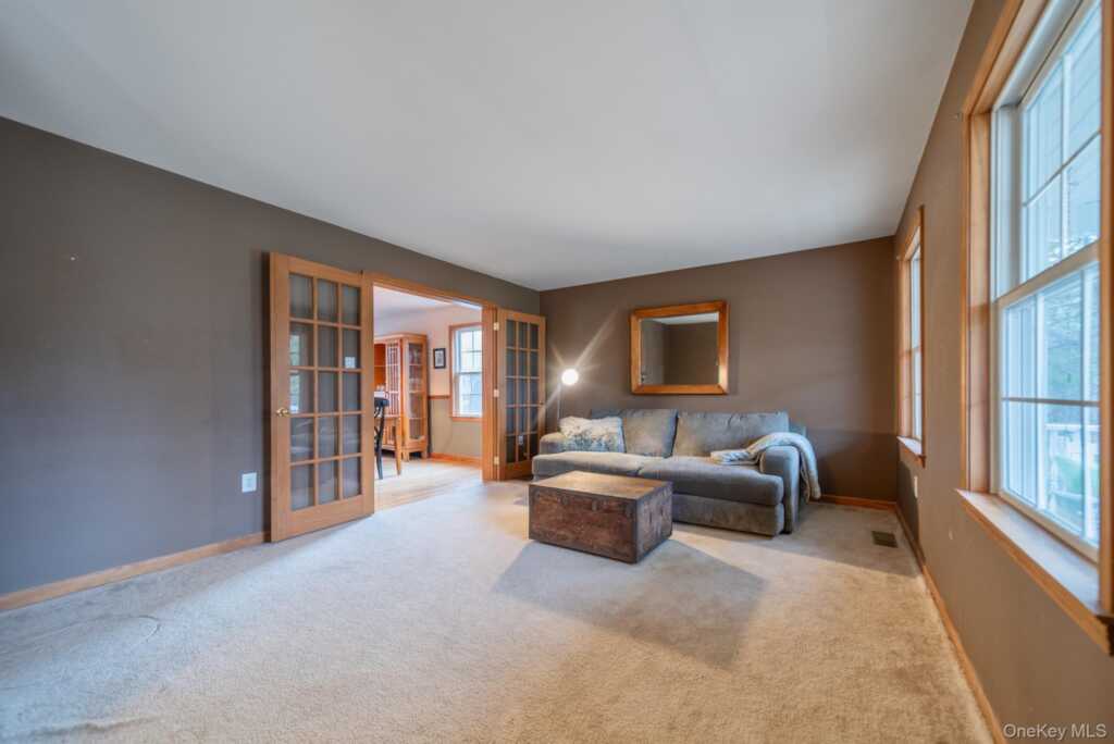 226 Blue Mountain Road, Saugerties, NY 12477 - Photo 4 of 45