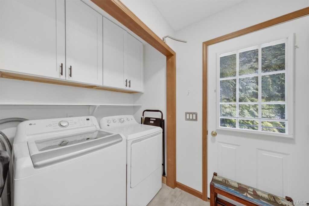 16 Carol Anns Way, Saugerties, NY 12477 - Photo 16 of 49