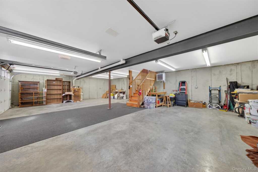 16 Carol Anns Way, Saugerties, NY 12477 - Photo 31 of 49