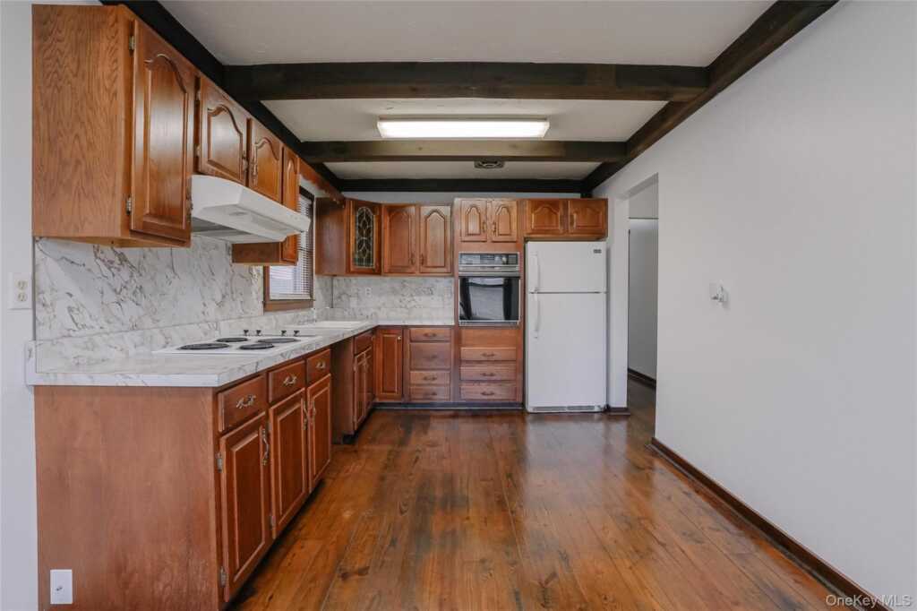 1050 Route 28, Kingston, NY 12401 - Photo 6 of 19