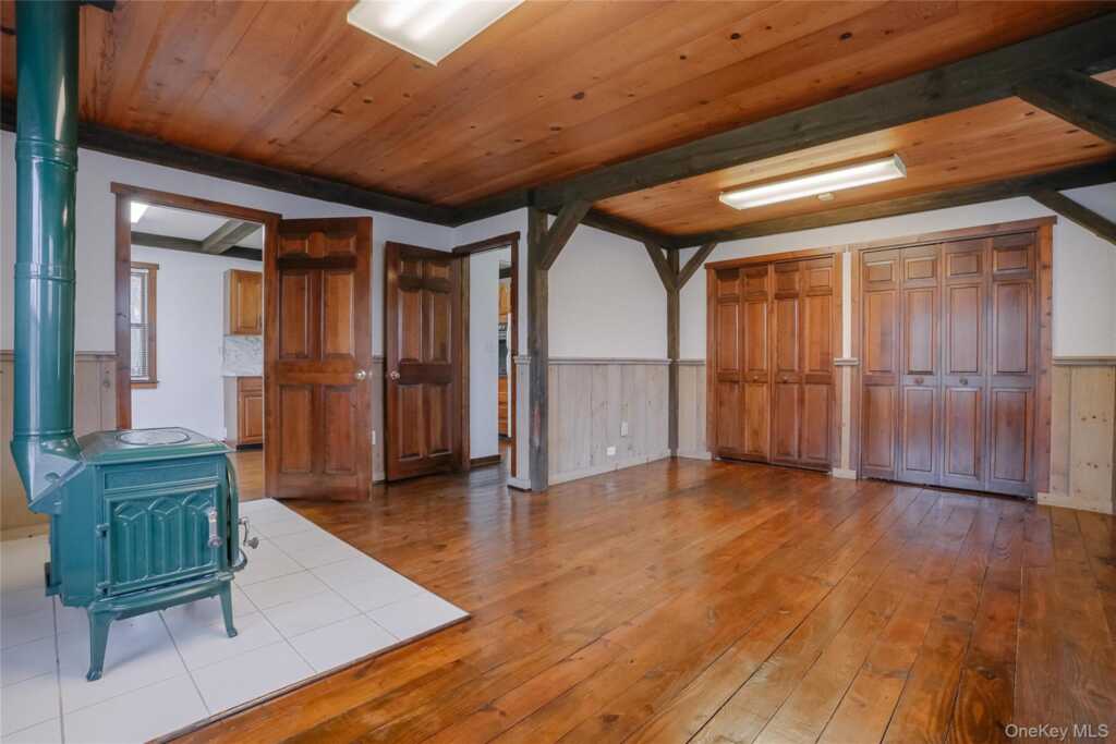 1050 Route 28, Kingston, NY 12401 - Photo 8 of 19