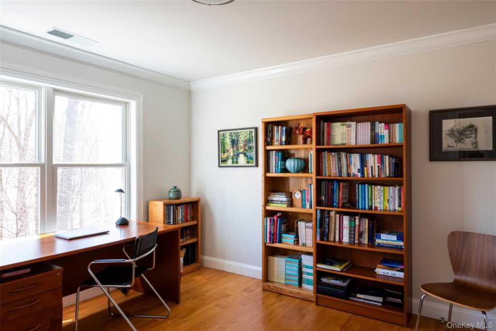 35 Peacock Road, Rhinebeck, NY 12572 - Photo 16 of 32