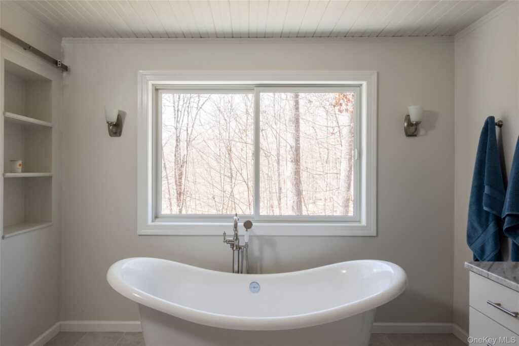 35 Peacock Road, Rhinebeck, NY 12572 - Photo 20 of 32