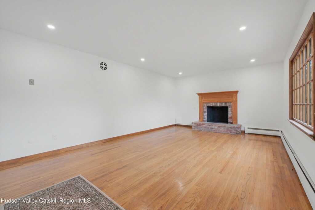 30 Hummel Road, New Paltz, NY 12561 - Photo 5 of 38